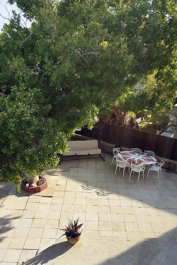 Guest House 