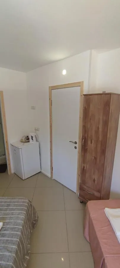 Guest House 