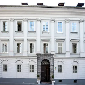 https://antiq-palace-hotel-spa.hotels-in-ljubljana.com