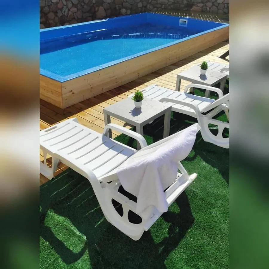 Guest House 